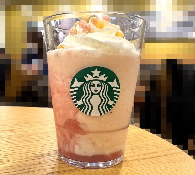 スターバックスコーヒー「ひなまつり フラペチーノ ショートサイズ
」¥650(Short)