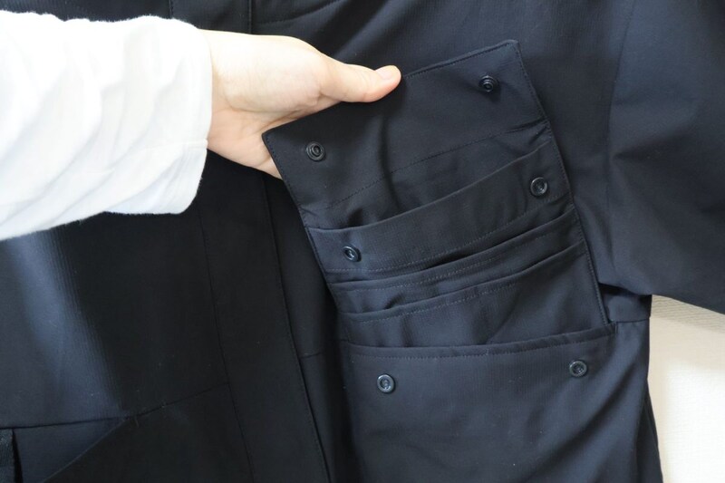 取り外しできるポケットの正体は?