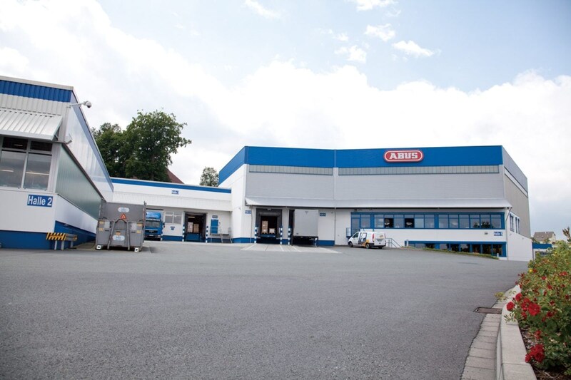 1924年に創業し、ドイツで100年以上ロックを自社工場で作り続けているメーカー「ABUS(アブス)」