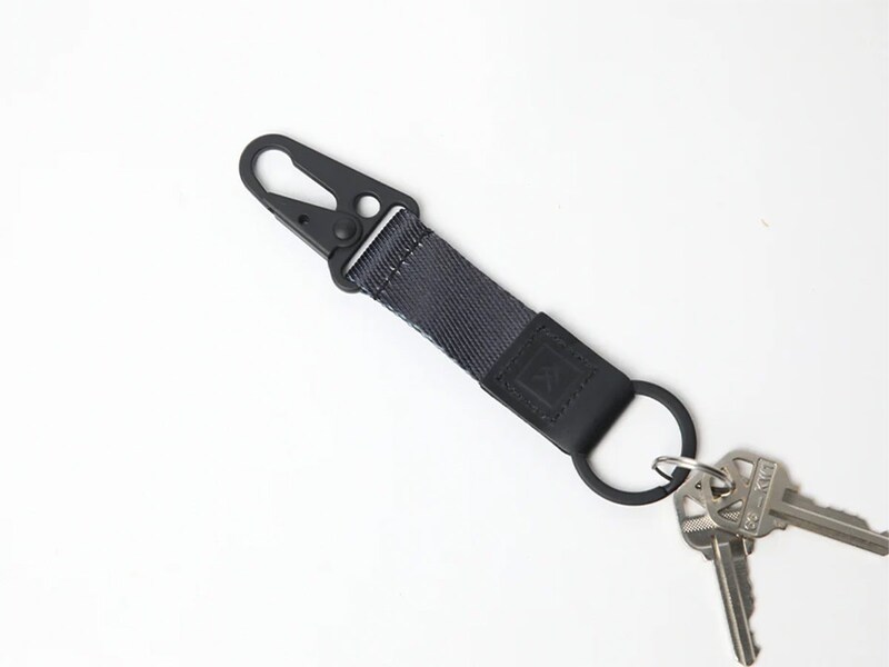 鍵をつければキーリングとしても使える