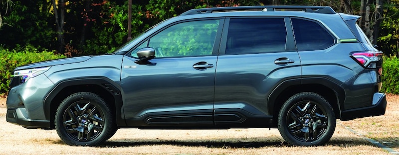 IOTY SUV大賞受賞 スバル フォレスター ￥4,048,000～4,598,000