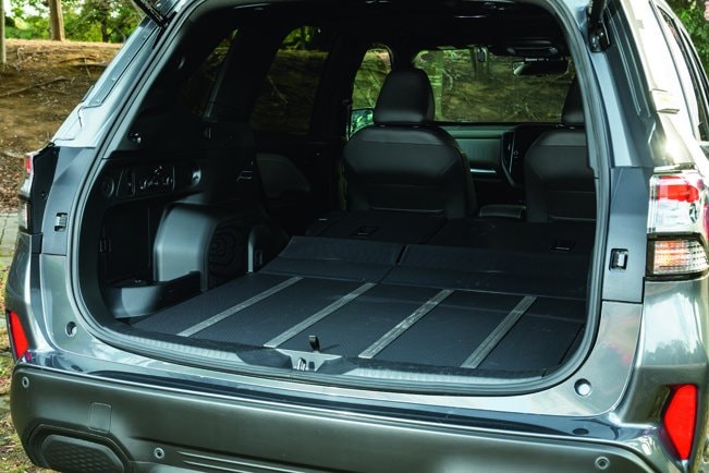 Point3　ラゲッジ容量は約500Lでアイサイトも着実に進化