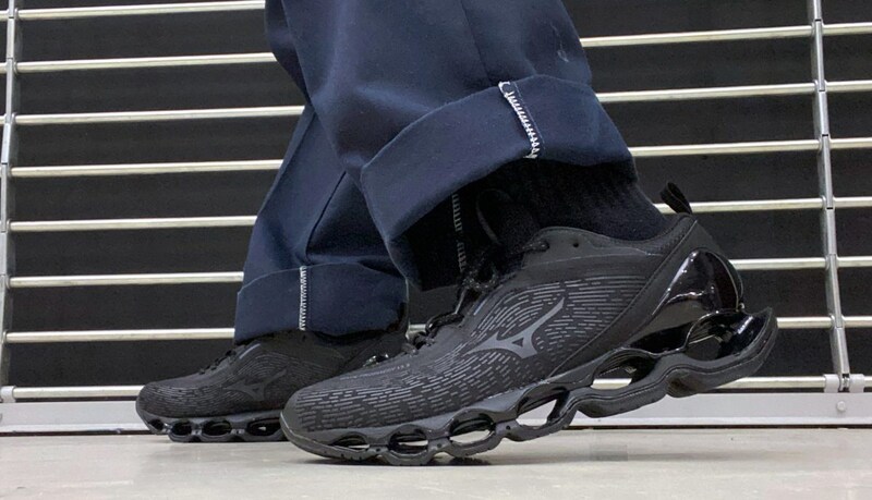 MIZUNO WAVE PROPHECY 13.2