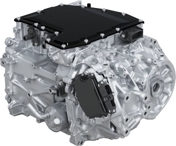 モーター、インバーター、減速機を一体化した「e Axle」を後輪軸上に搭載