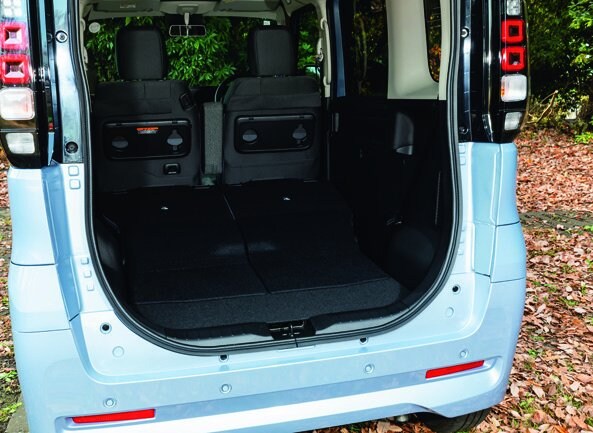 走るソファと呼べるシート スライド32cmの使い勝手