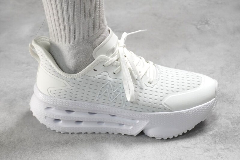 ワークマン「マンダムフライギアドライランチャー」の履き心地をチェック