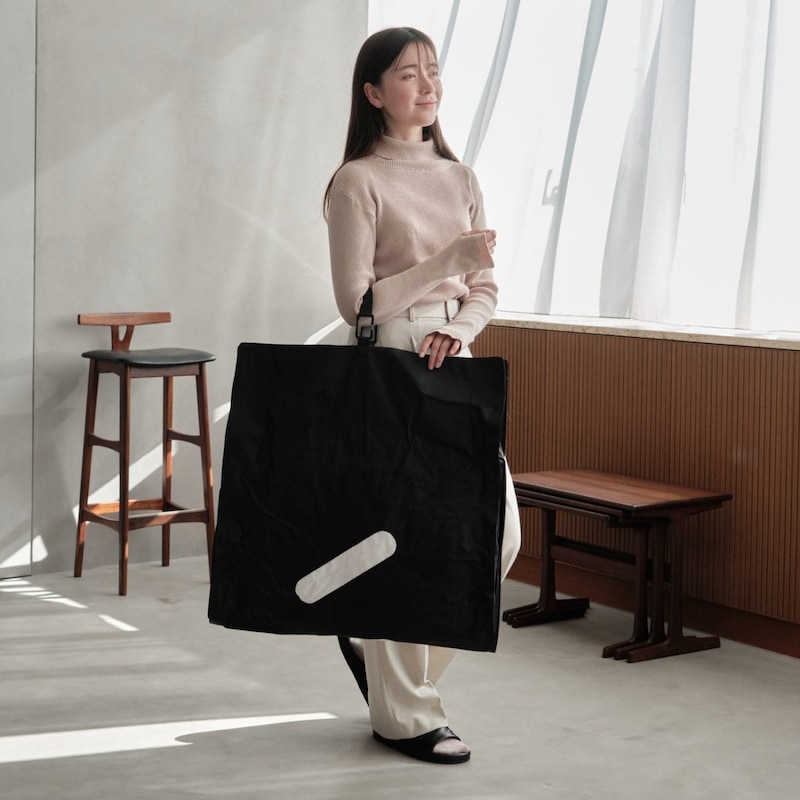 高強度設計なので、2つ折りにすることもでき、使い方によって収納スペースがアップ