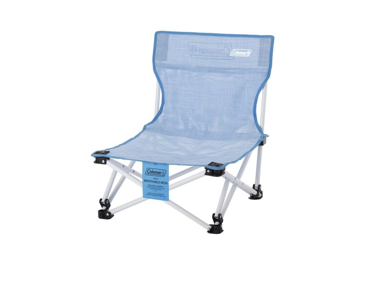 コールマン「フロートチェアメッシュ(クリスタルブルー)」¥3,410/約45×54×56(h)㎝、収納時は約15×13×58(h)㎝/約1.8㎏