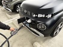 【驚異の一充電458km】284万円〜で買えるヒョンデの黒船EV「インスター」が価格破壊すぎる！『いま買いカー大賞2026・最強コスパ大賞』