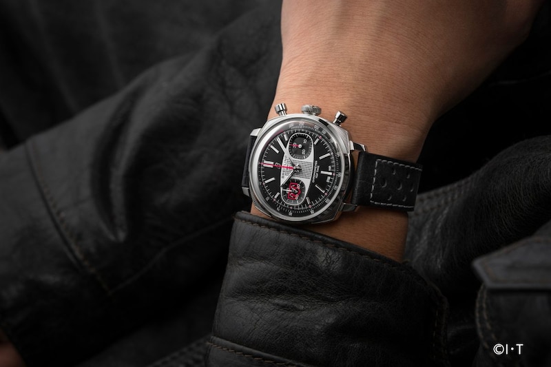 【仮面ライダーとブライトリングが邂逅】放映55周年を祝したレーシング・クロノグラフが登場