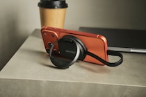 【スマホの容量不足に】一眼カメラユーザー歓喜！“MagSafeでピタッ” バッファローのカードリーダーなら写真転送が劇的にラクだった／No.1モノ雑誌編集長のお墨付き『コレ買いです』Vol.154