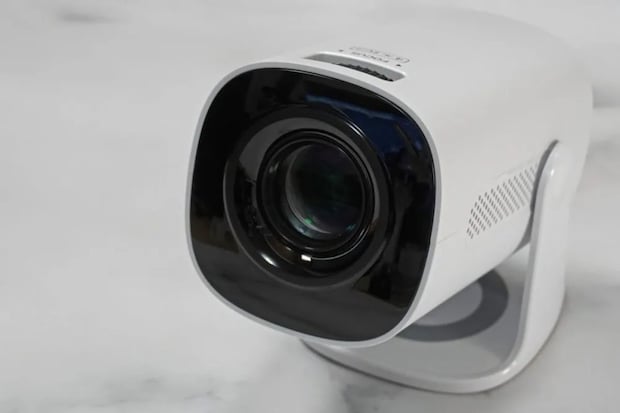 第1位　【ニトリ】3ヶ月待ちの「9,990円プロジェクター」がついに在庫復活！天井投影もできる“神コスパ”家電をガチレビュー