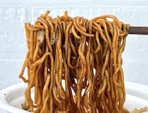 「星5レベル」マニアがガチ採点！進化系・汁なしカップ麺最新BEST3【1位は究極の進化を遂げたカップ焼そば界の帝王】