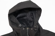 【ワークマン超え!?】トライアル発「リアルト」1990円“高見え”シェルアウターの実力は？絶対王者と徹底比較