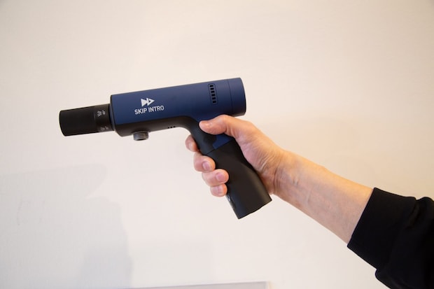 Makuakeのメディア向けガジェット体験会で業界最小クラスの高圧洗浄機「POWASH」を試し撃ち