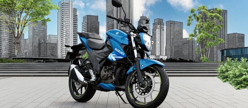 力強いタンクのフォルムと流線型のシュラウドが印象的なデザインのジクサー250