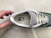 【大人のニューバランス】英国製の品格に惚れる…名作「1500」の新色“コンブグリーン”をエディターが試し履き