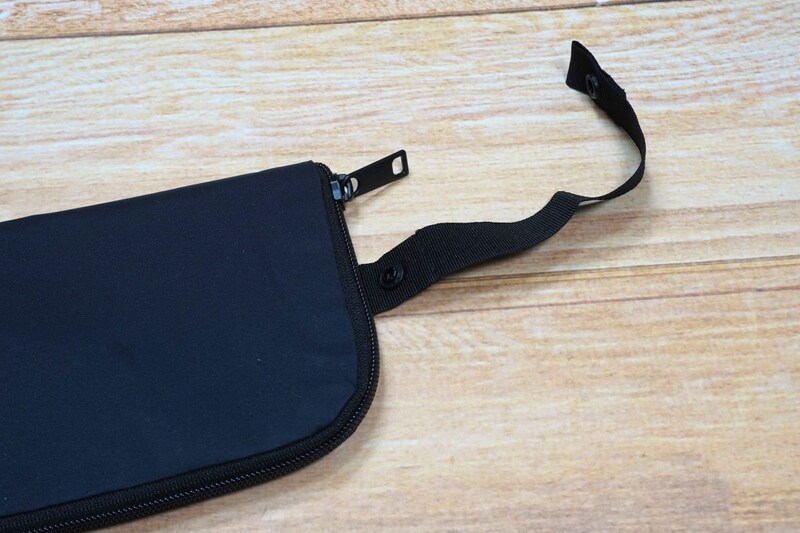 「丸めて収納できる 傘袋」のストラップ