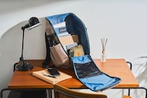 【驚異の1万円以下リュック】コールマンの新生「アトラス」が通勤にも旅行にも最強！神コスパすぎる