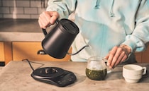 【お洒落便利な朝の味方】1℃単位設定＆細口ノズルで美味しさを追求！シロカの電気ケトルを使って分かった魅力