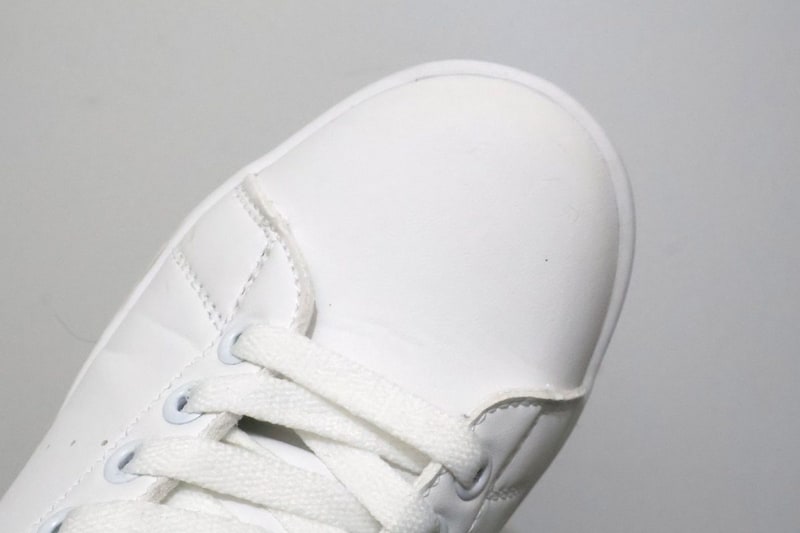 濡らしたマイクロファイバークロスでこすれば元通り!