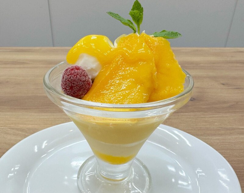 食後にちょうど良いサイズ感が◎「フレッシュマンゴーのパルフェ」