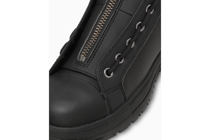 着脱性に優れたセンタージップディテール