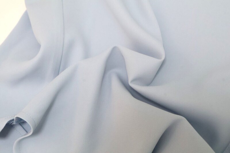 生地感は柔らかくさらっとしている