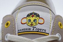 【大人の推し活】トラ党必見！“パンサー×阪神タイガース”のコラボスニーカーは街履きできる秀逸デザインがすごくイイ