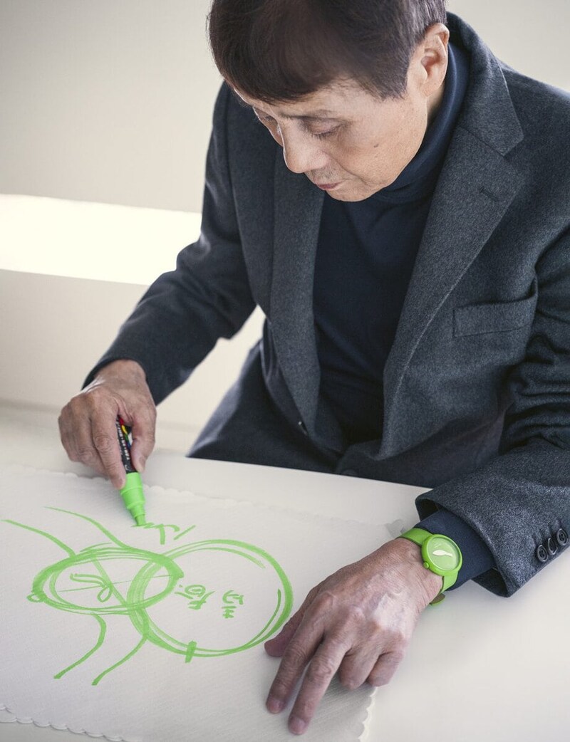 「青春とは時間ではなく、心の動きであることを思い出させてくれるもの」として、熟していない青リンゴをモチーフにデザインした