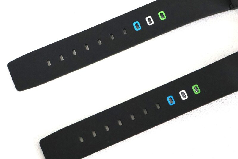 ベルト穴の多さと細かさがさすがコンビニエンスウェア