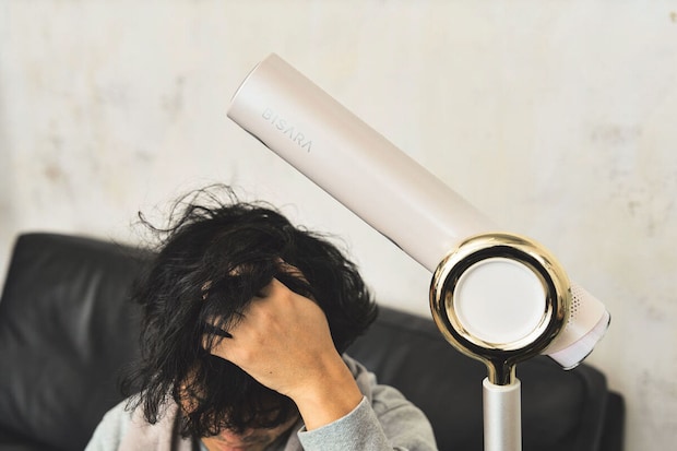 ビサラ　ハンズフリースタンドヘアドライヤー BISARA PRO