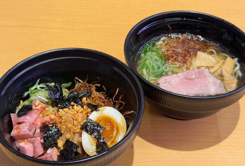 スシローのこれ絶対食べて！大阪名店「中村商店 高槻本店」監修ラーメン＆ガツンとパンチのきいたオリジナル油そば2品をグルメライターが実食レポ