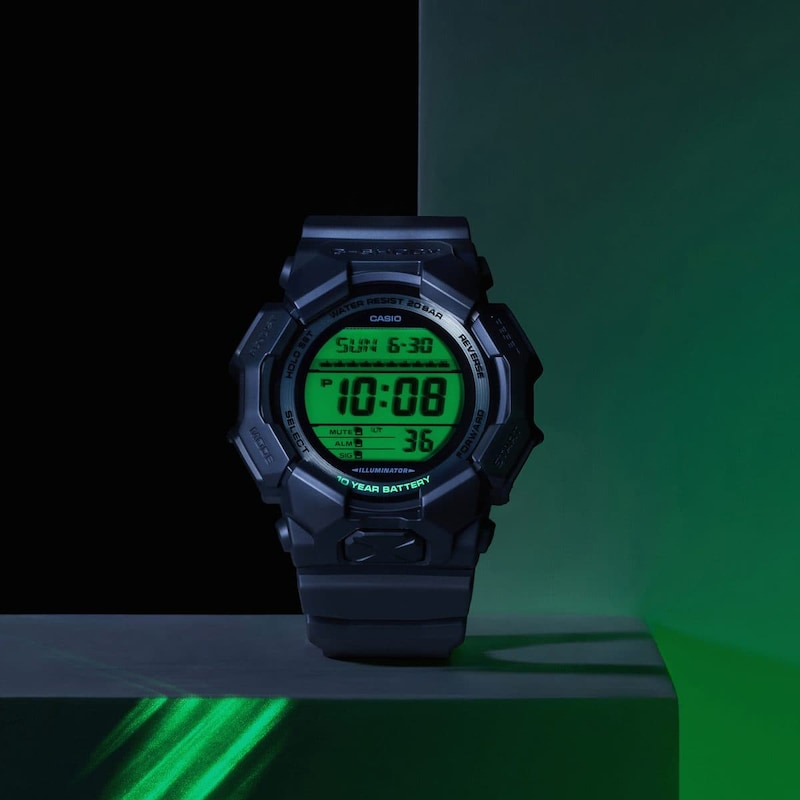 GD-010BEG-1JF  54.9×51.9×16.1mm、20気圧防水、クオーツ ￥14,850