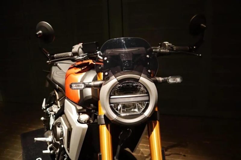 第2位　【初速で受注1000台超え】スズキの新型「GSX-8T / 8TT」が大ヒット。イタリアンデザインと最新装備の融合がたまらない