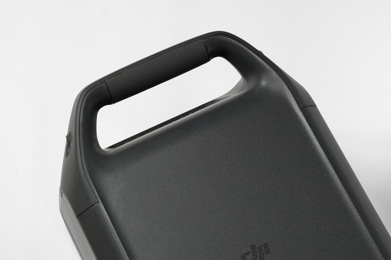 DJI「DJI Power 1000 Mini」のハンドル