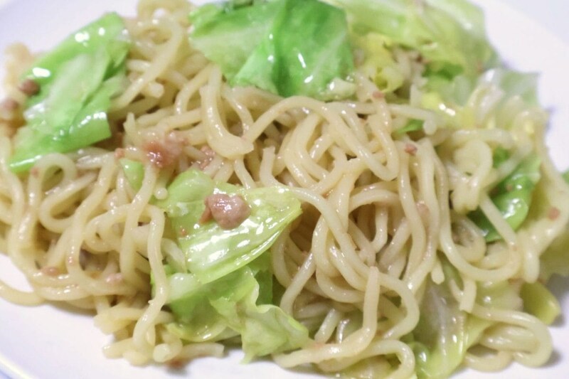 食材が麺とキャベツだけでも美味しく仕上がる