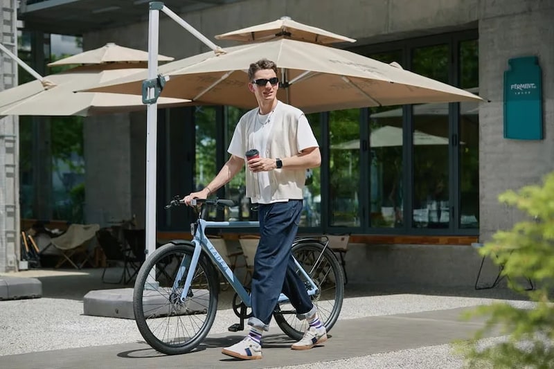 【最強の電アシ日本初上陸】ヤディアの新作e-Bike「CS600」は自動ギアと100km走行で無双級！注油不要のドライブベルト採用