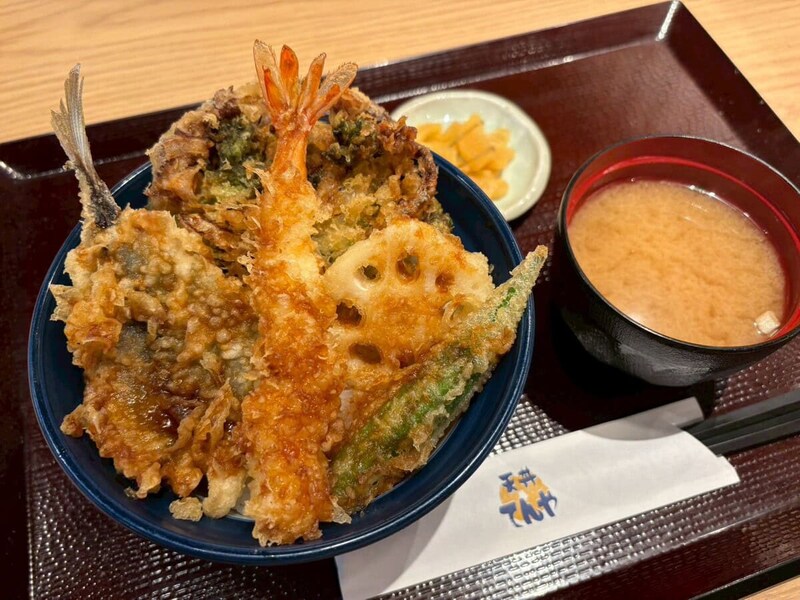 磯の香り×魚介の旨みが食欲をめいっぱい掻き立てる1杯