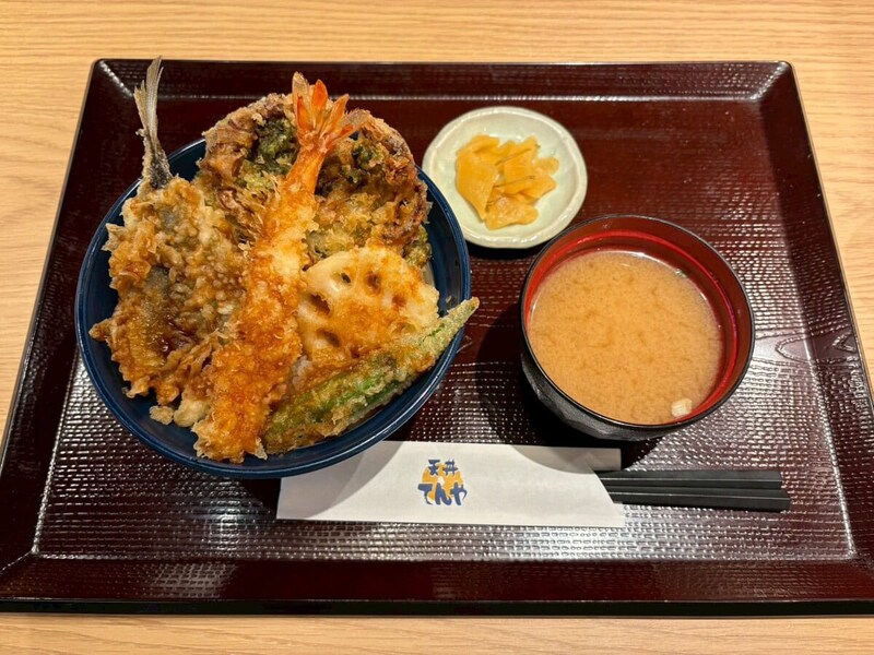 てんや 海かぜ天丼(みそ汁付)