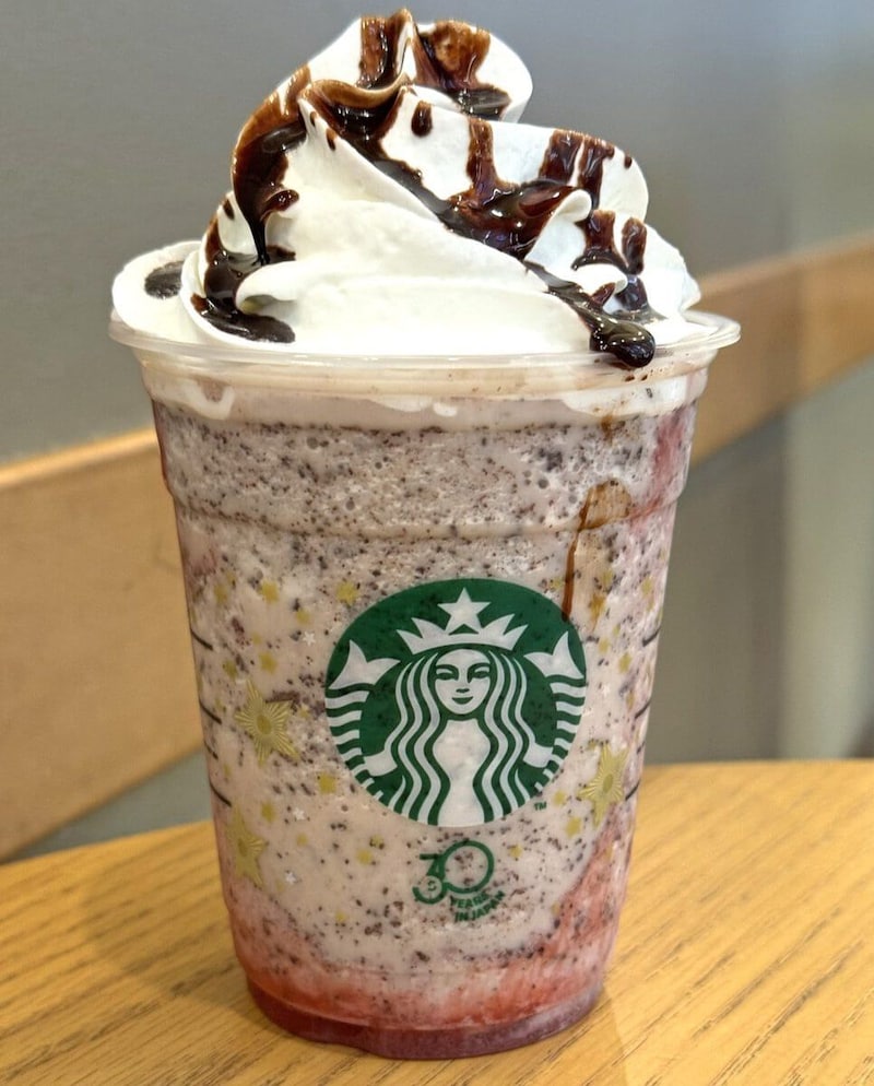 スターバックスコーヒー「イチゴ チョコレート フラペチーノ」カスタマイズすると、チョコレート感が増した