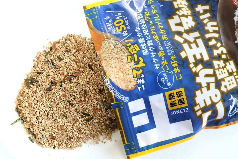 ごまが主役級に入った　鰹ふりかけ