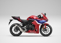 【ホンダ新型バイク】クラッチ操作不要で変速できる「E-Clutch」が400ccに！CBR400RとNX400が買いだ