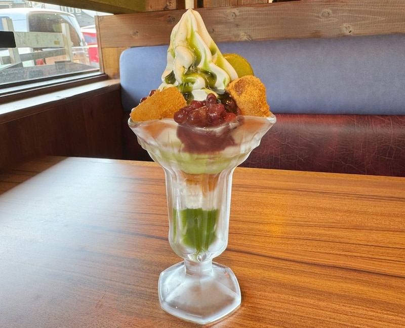 【びっくりドンキー】抹茶パフェ　