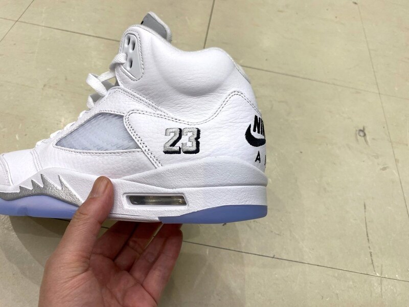 JORDAN BRAND AIR JORDAN 5 RETRO OG "WHITE METALLIC" 