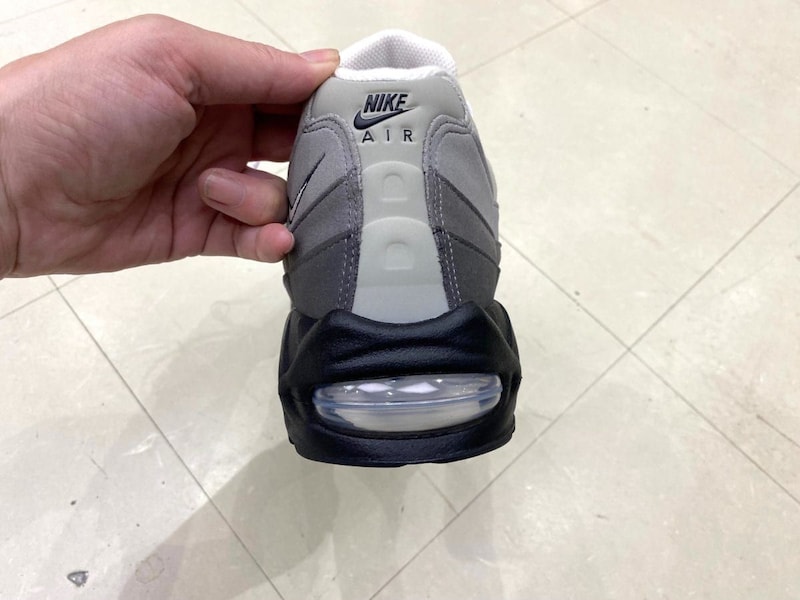NIKE
AIR MAX 95 "BIG BUBBLE"
￥24,200（税込）