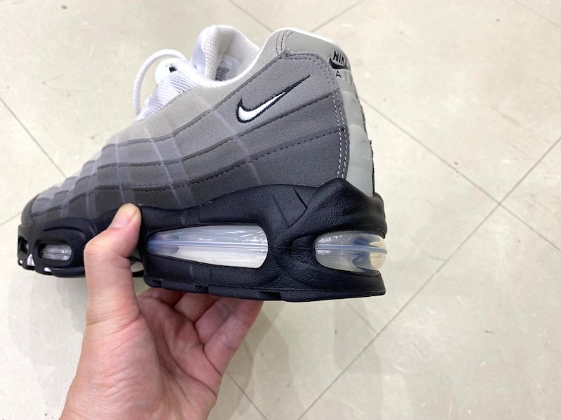 NIKE
AIR MAX 95 "BIG BUBBLE"
￥24,200（税込）
