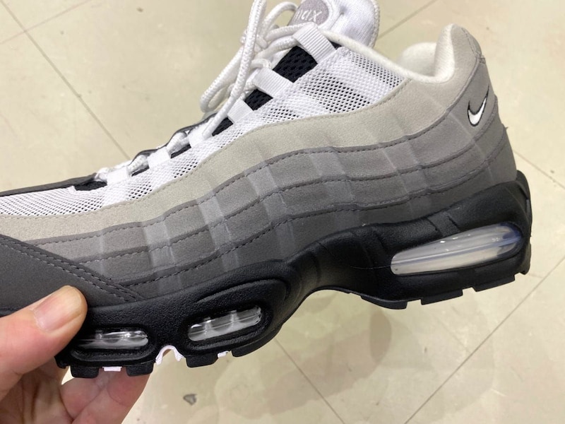 NIKE
AIR MAX 95 "BIG BUBBLE"
￥24,200（税込）