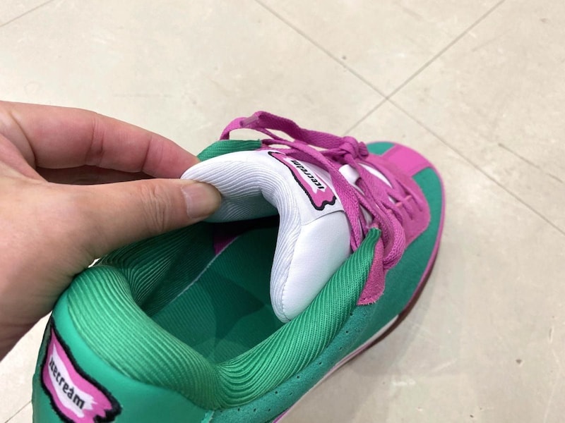 Reebok BOARD FLIP "JUICY PINK" "BBC ICE CREAM"