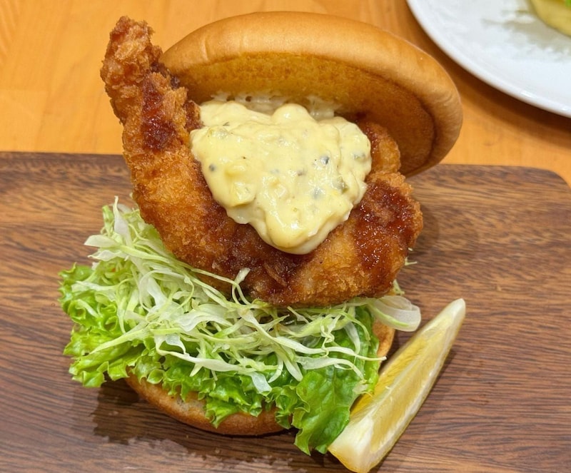 『モスの匠味（たくみ）』海老エビフライバーガー